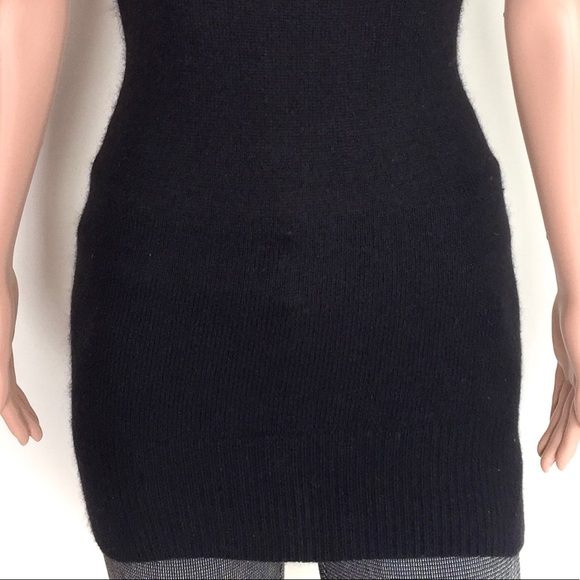 ❌SOLD❌SM•DIVIDED•ANGORA BLEND BLACK TUNIC• - Picture 3 of 5